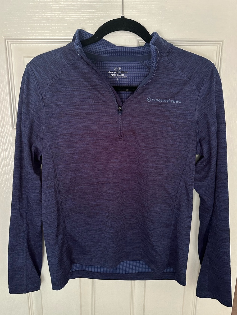 Vineyard Vines Navy Performance Pullover boys size L